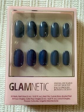 New Glamnetic Blue Press-On Nails – 30 Short Round Nails